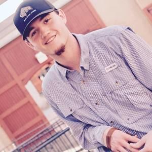 Meet your Posher, Logan